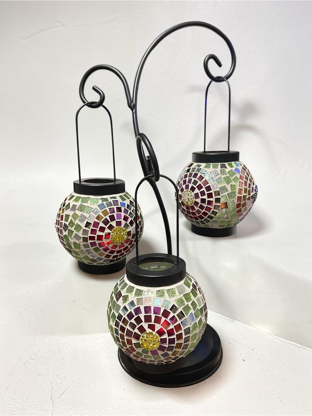 ✨ Stunning Mosaic Glass Hanging Lantern Set with Black Metal Stand (3 Lanterns)✨